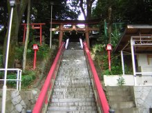 镔