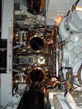 艦首魚雷発射管