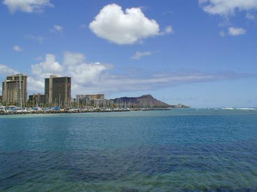 ダイヤモンド・ヘッドが一望