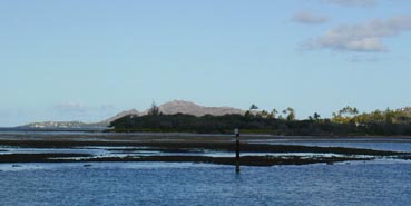 ハワイ・カイからダイヤモンド・ヘッドを望む