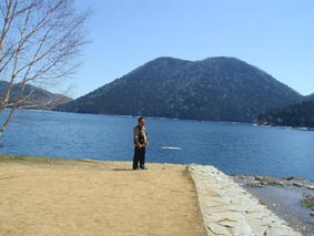 湖畔は静かだや〜