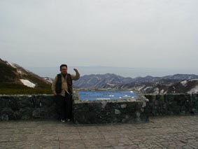 帰せ!北方領土!!国後島を望む