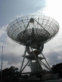 とにかく巨大なパラボラアンテナ これが3基もある!