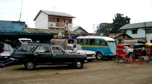 taxi brousse between Tana and Moramanga