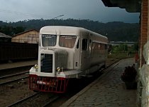 train at andasibe